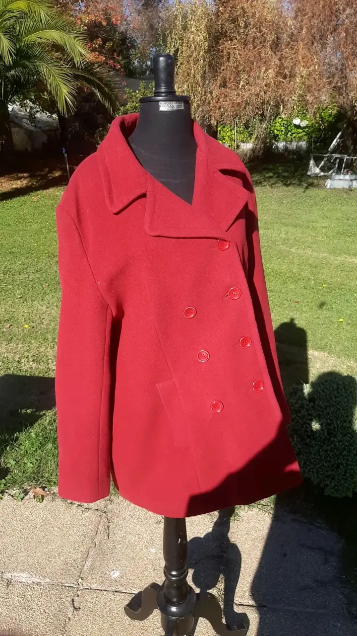 Abrigo rojo elegante Halston años 70 - miniatura 1