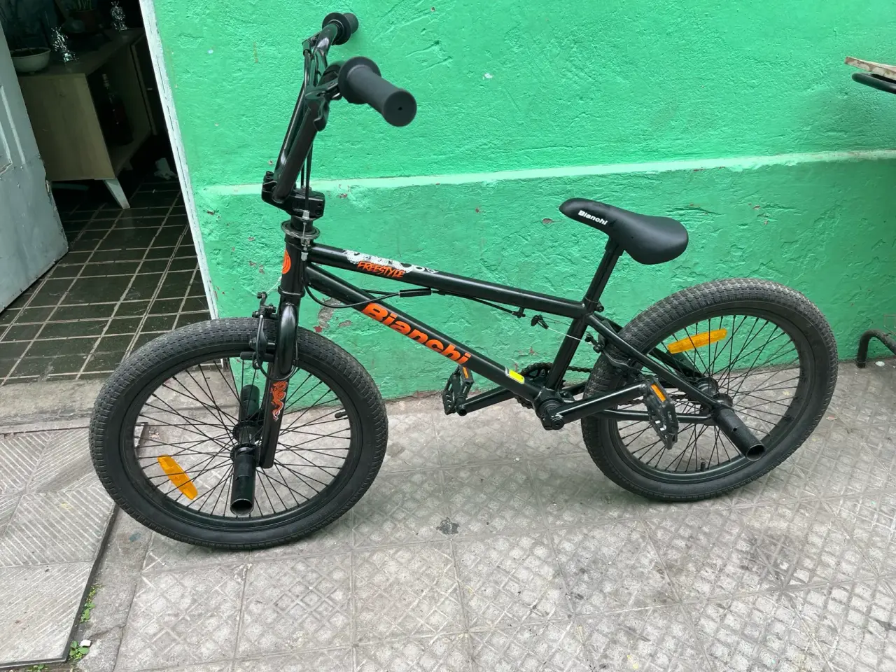 Bicicleta BMX negra Bianchi - miniatura 1