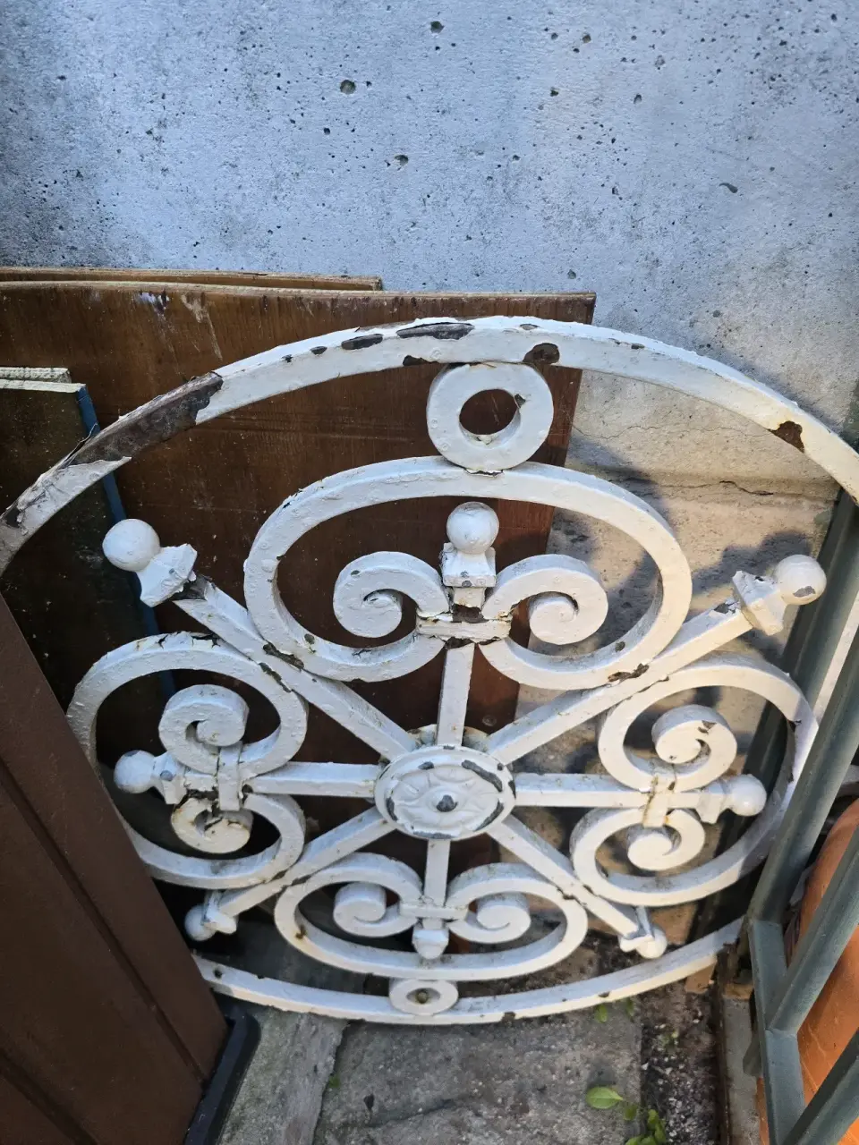 Reja decorativa metálica antigua