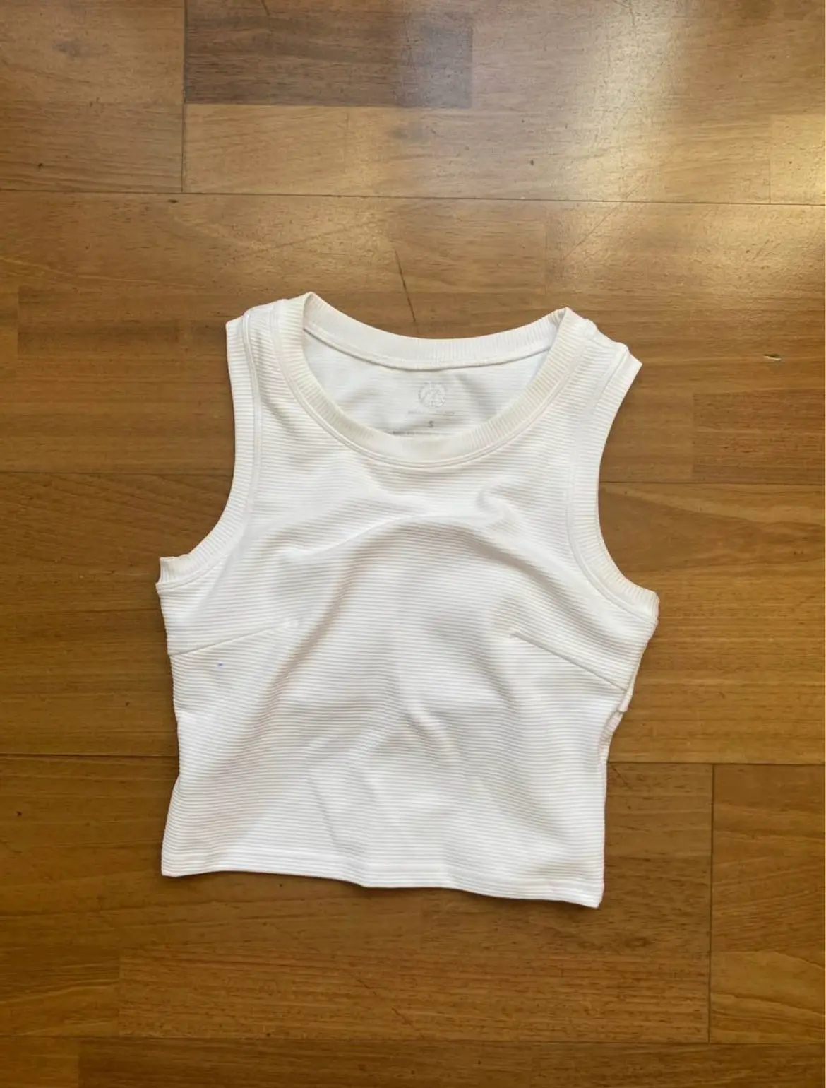 Top deportivo con relleno