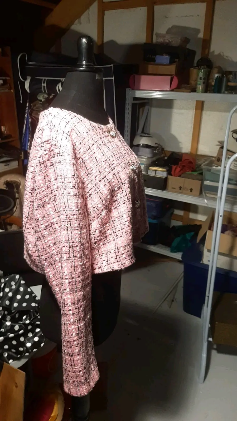 Chaqueta corta rosada elegante - miniatura 2