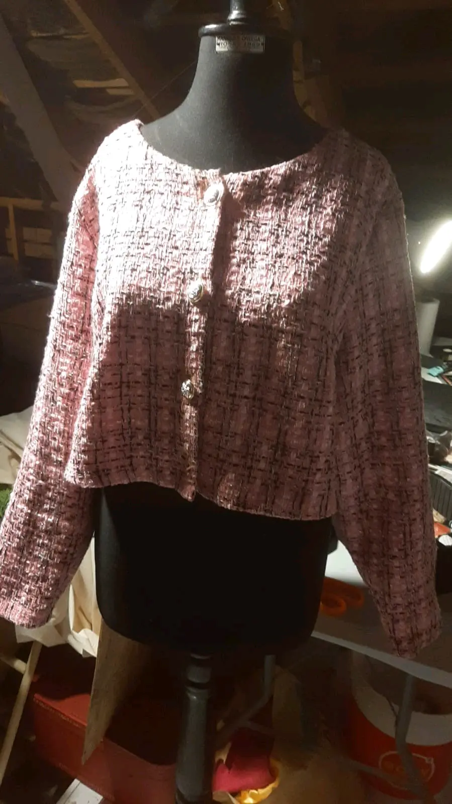 Chaqueta corta rosada elegante - miniatura 3