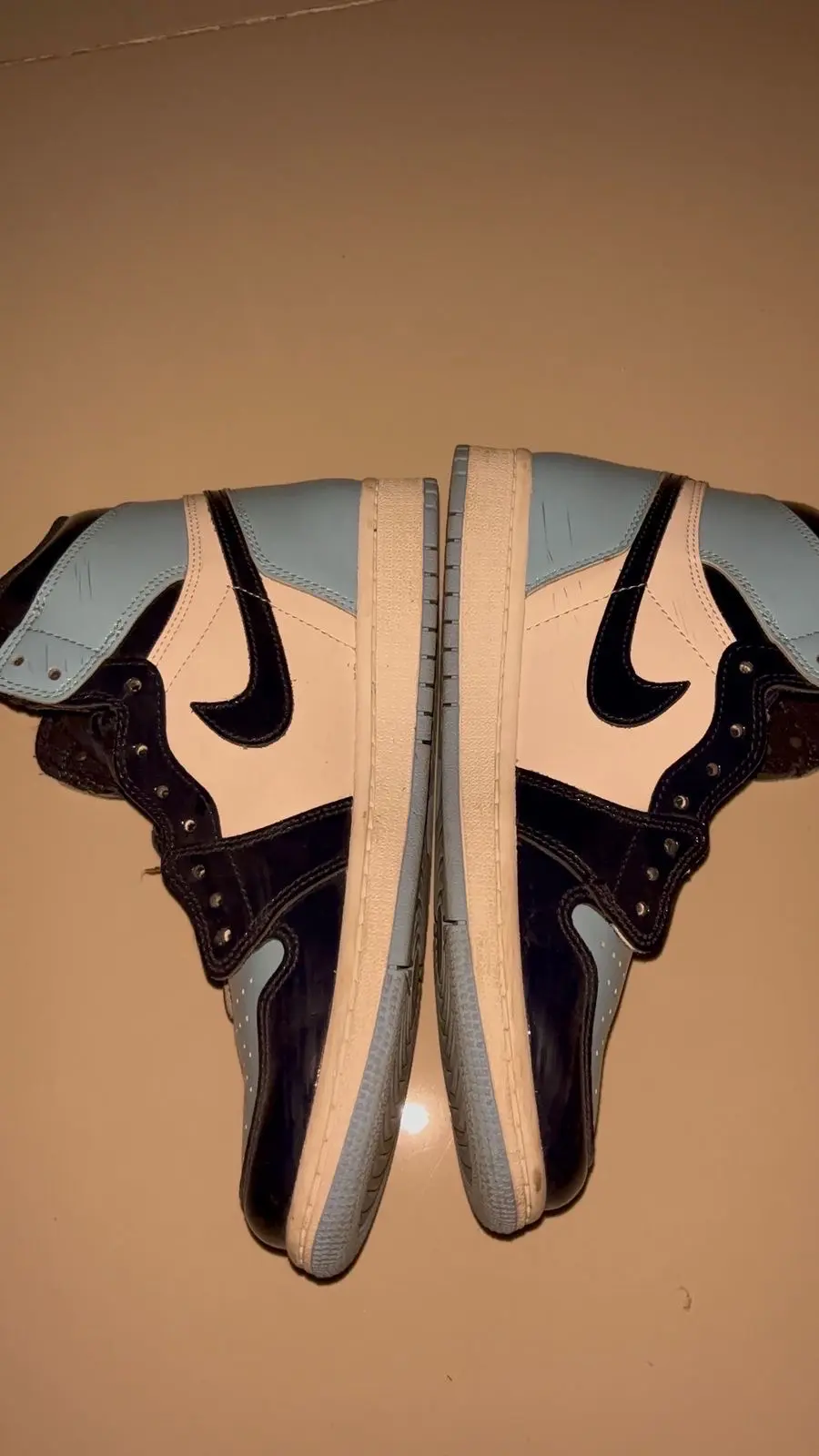 Zapatillas Nike Air Jordan UNC - miniatura 1