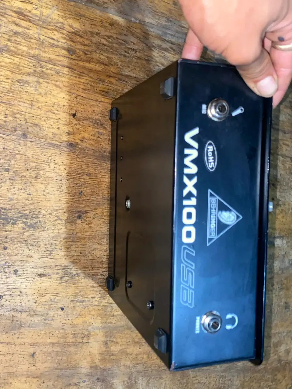 Mezclador Behringer VMX100 - miniatura 2