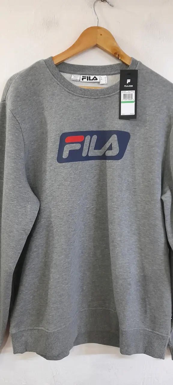 Polerón gris Fila nuevo