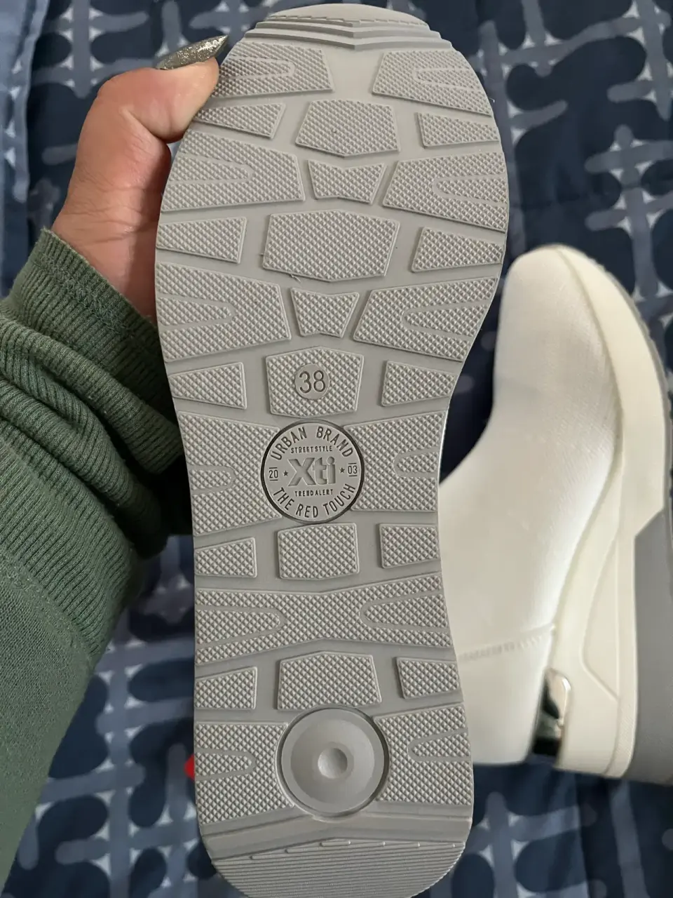 Botas deportivas blancas con plataforma - miniatura 2