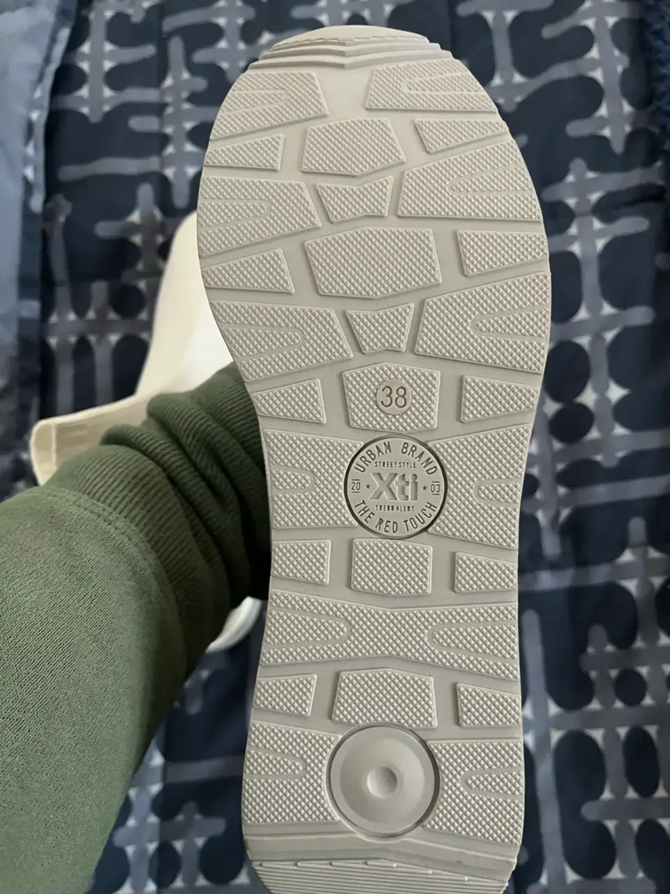 Botas deportivas blancas con plataforma - miniatura 3