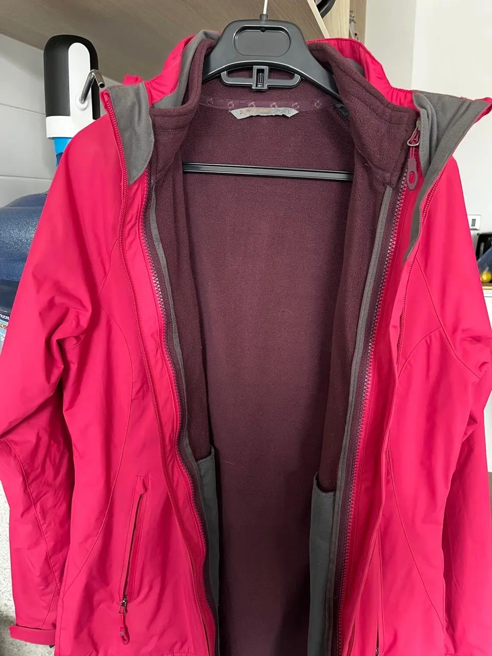 Chaqueta impermeable desmontable rosada mujer