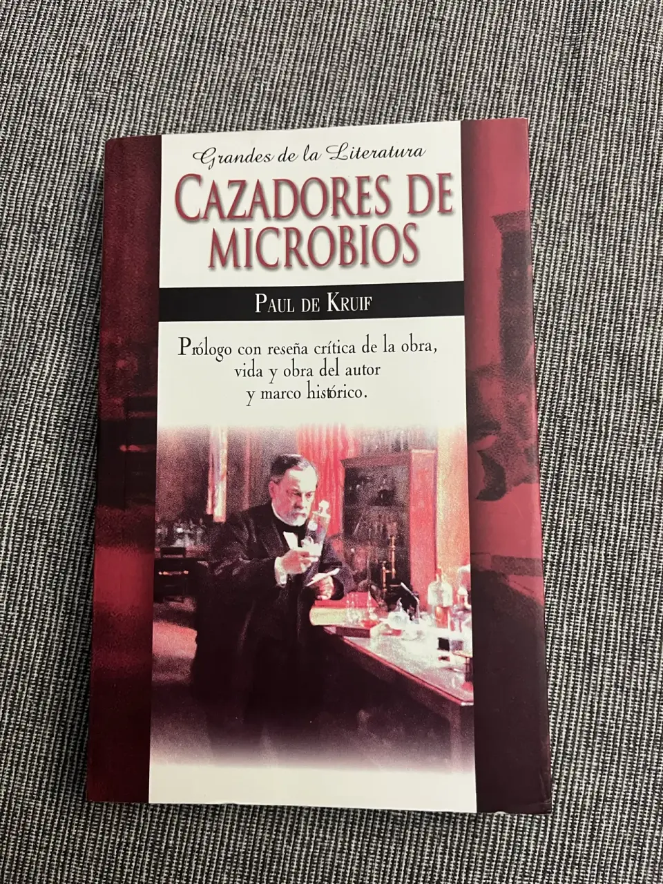 Libro Cazadores de Microbios