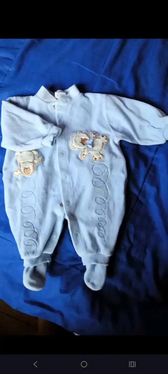 Enterito bebé azul con diseños