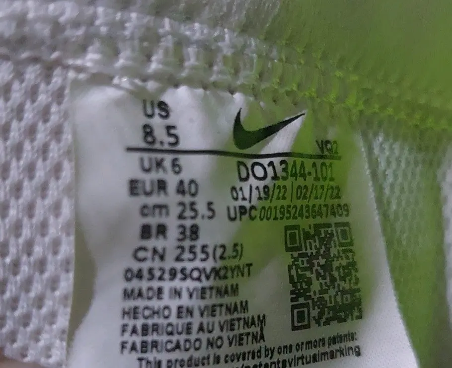 Zapatillas blancas Nike de caña alta - miniatura 3