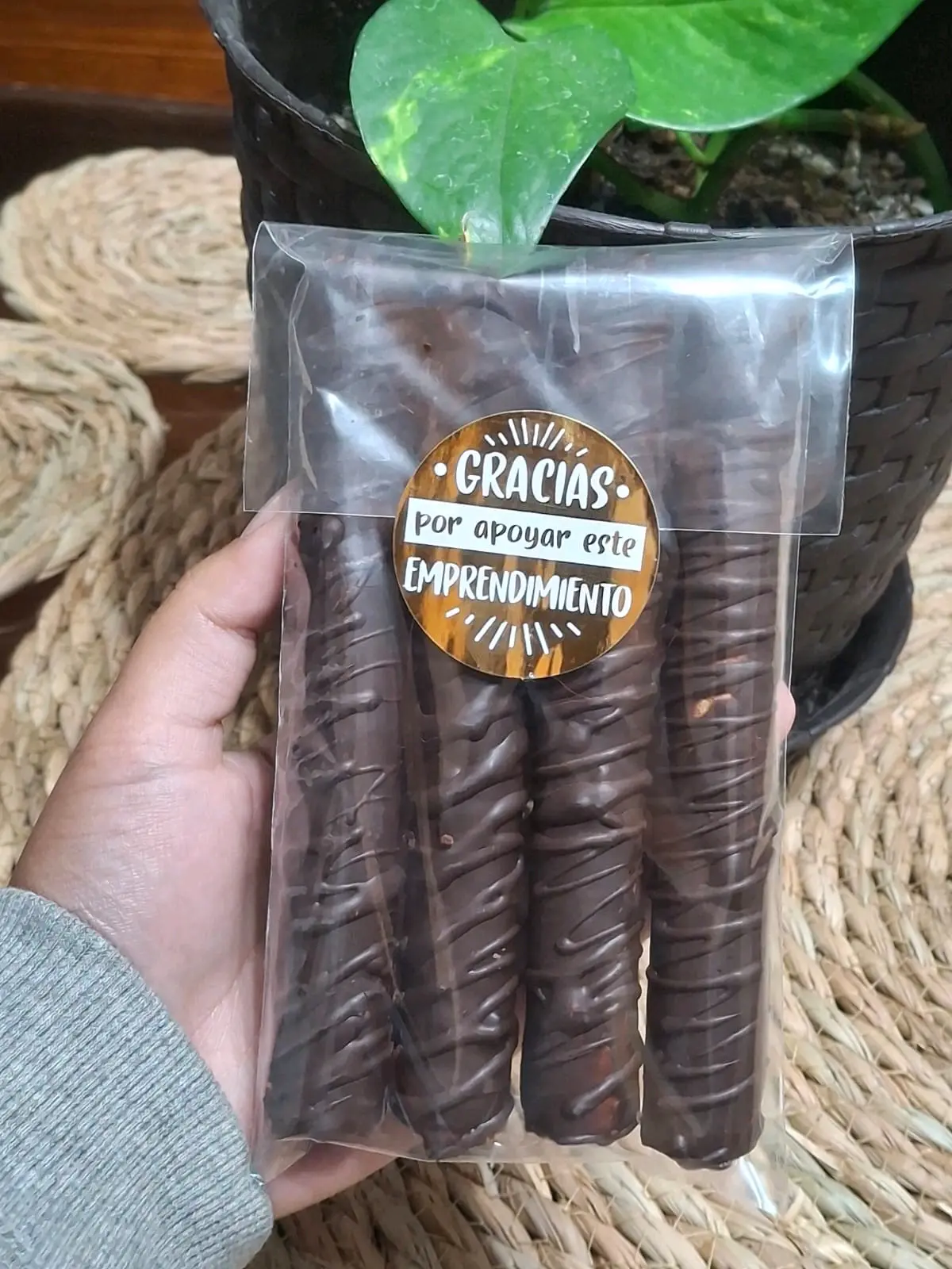 Cuchuflis Rellenos de chocolate artesanales - miniatura 1