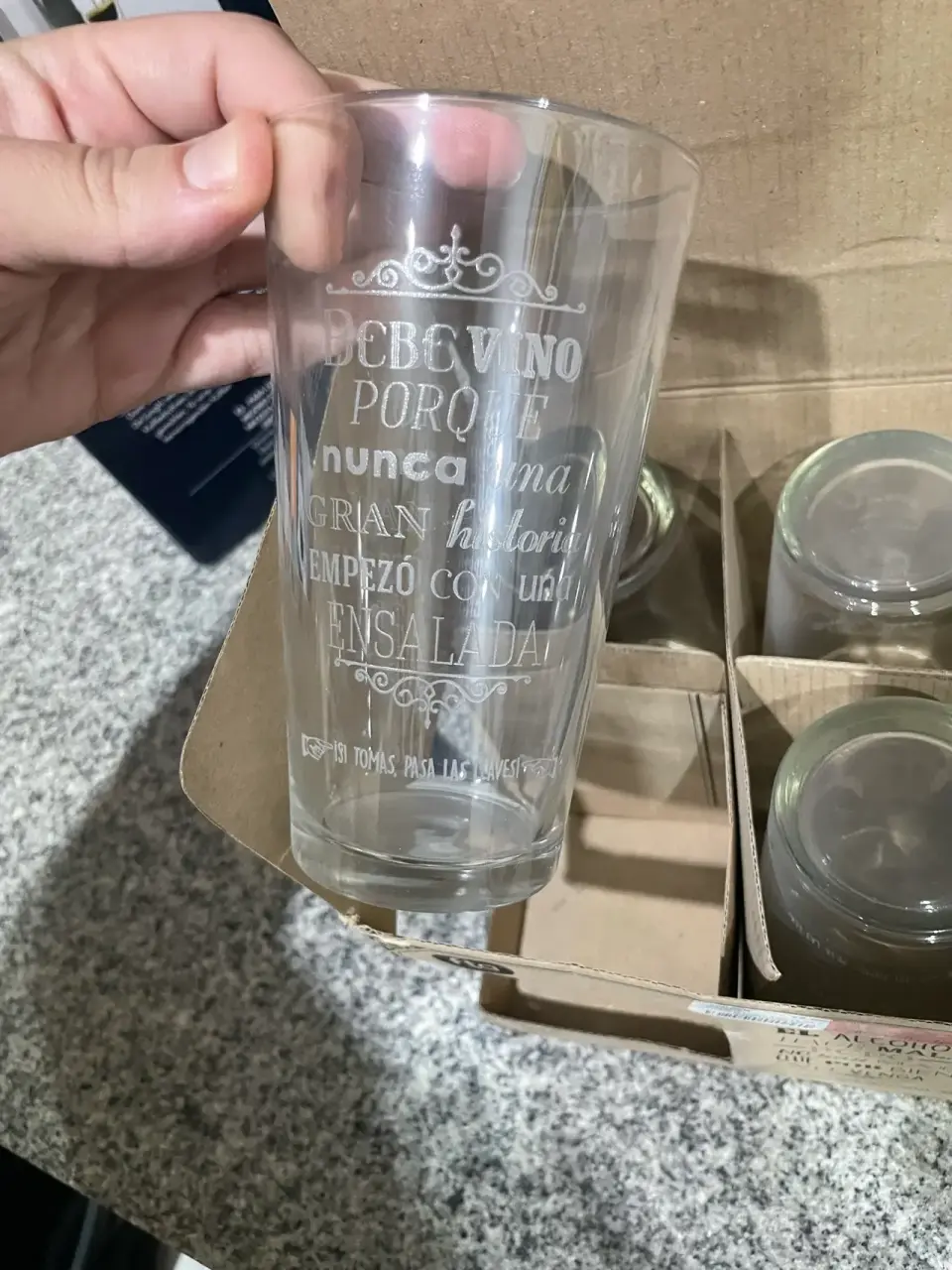 Set de vasos con frase graciosa - miniatura 1