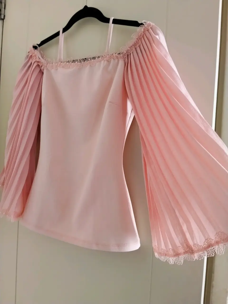 Blusa rosada con mangas plisadas Valentine - miniatura 1