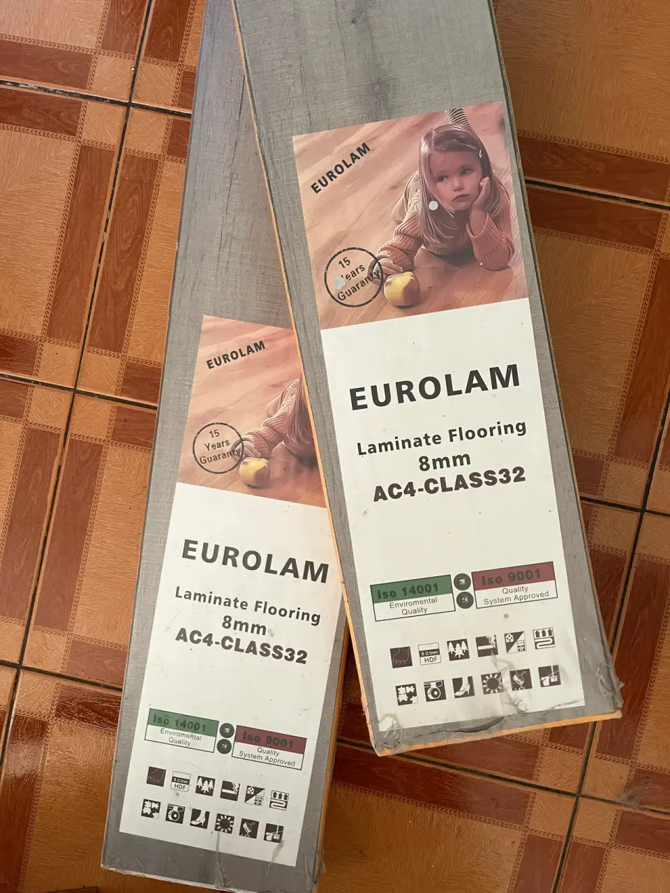 Piso laminado Eurolam 8mm - miniatura 3