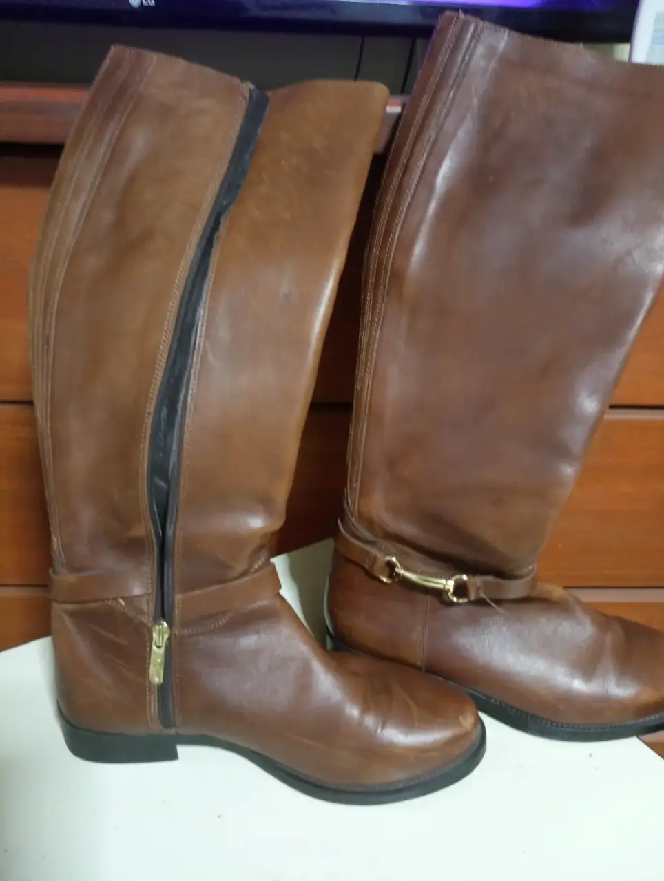 Botas largas de cuero marrón - miniatura 1