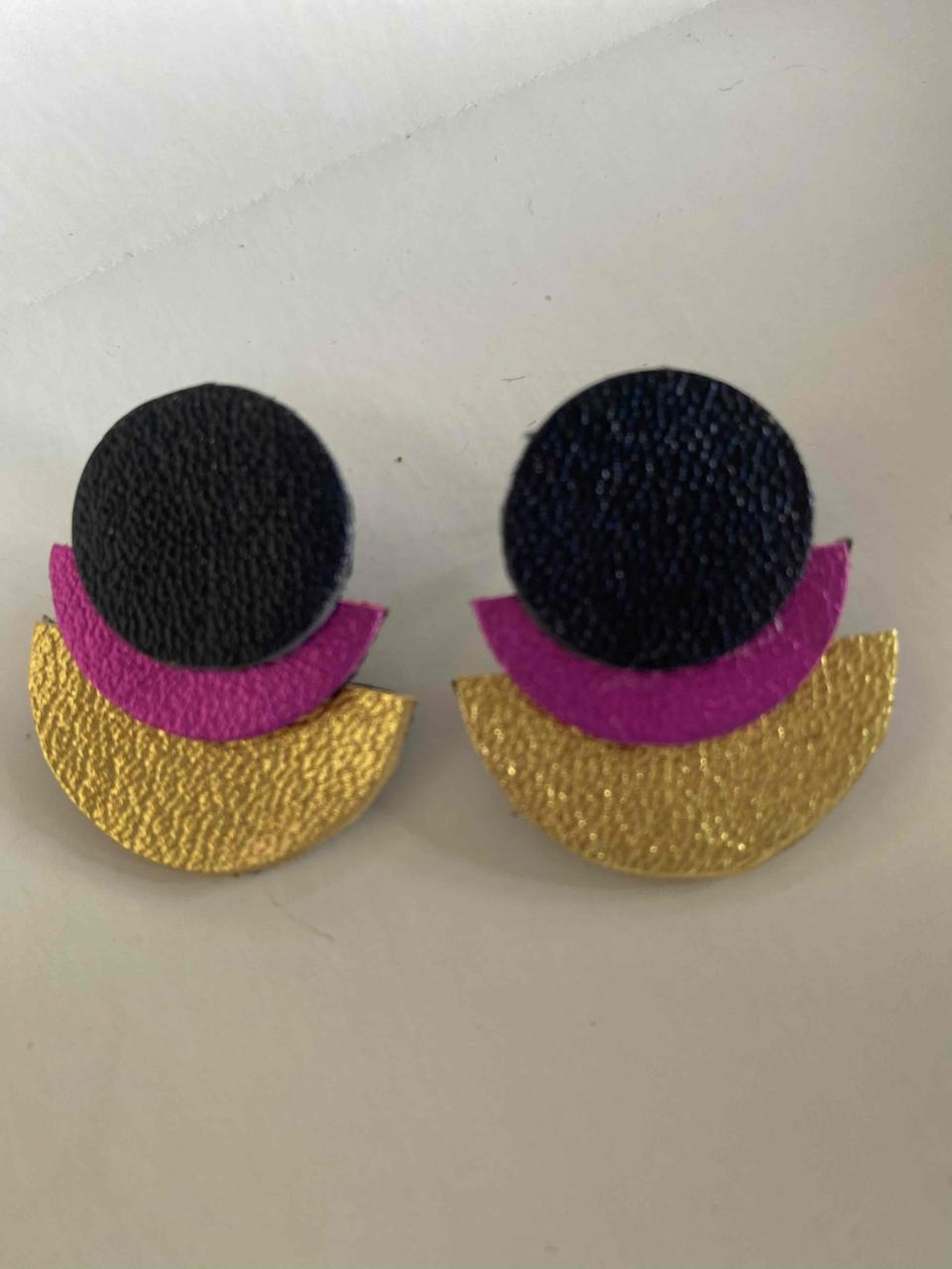 Aros de diseño animal print, 💯cuero hecho a mano. - miniatura 4