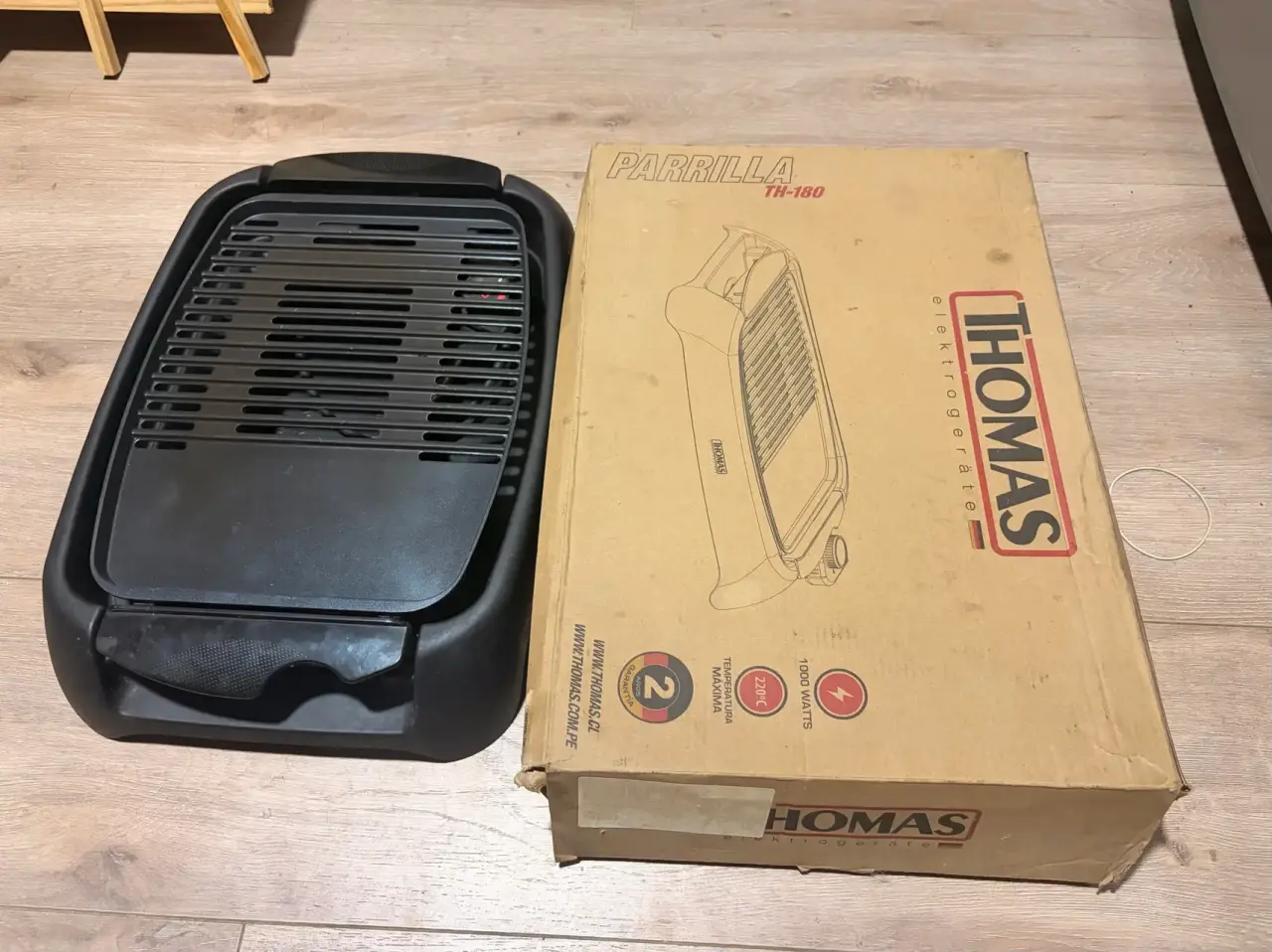 Parrilla eléctrica Thomas TH-180
