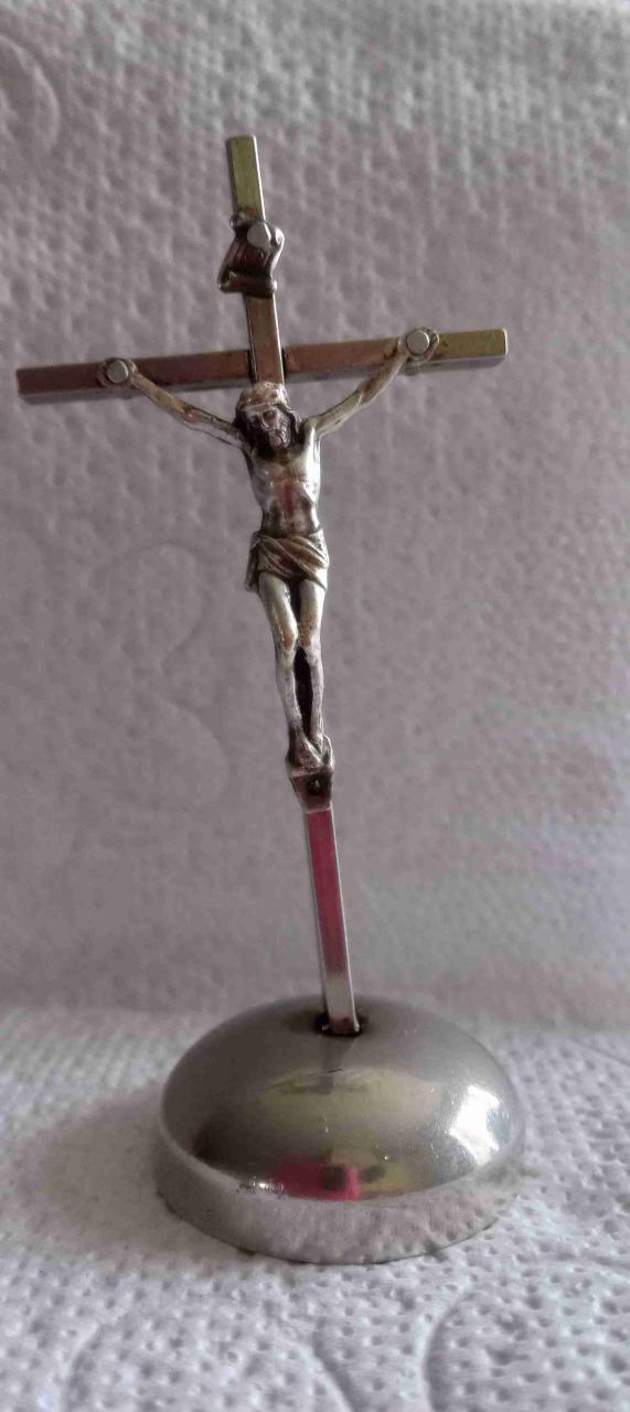 Cruz de metal ornamental - miniatura 1