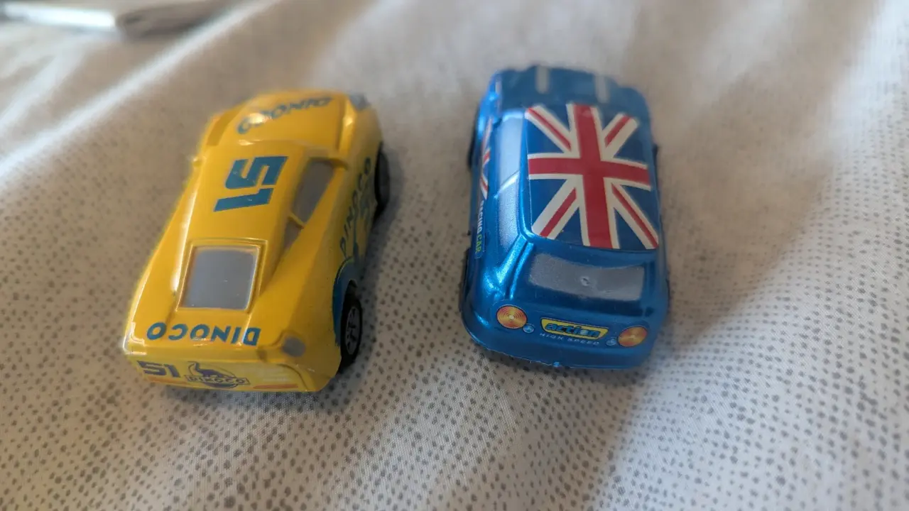 Set de autitos de juguete Cars - miniatura 2
