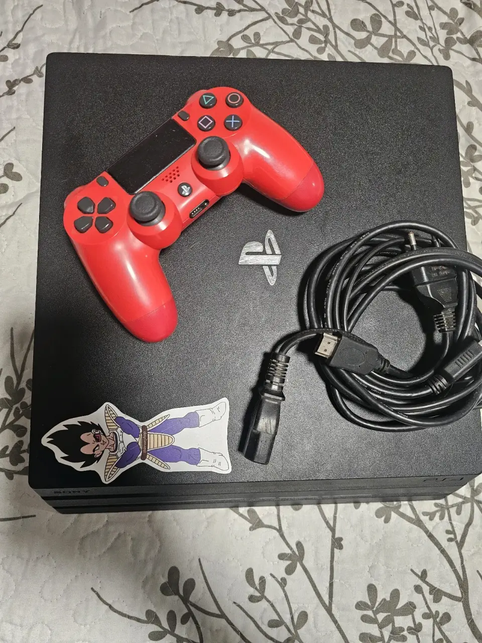 Consola PlayStation 4 pro 1Tb - miniatura 1
