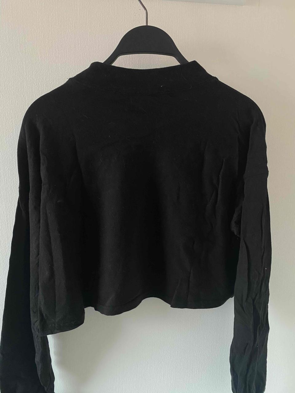 Polera negra Stranger Things - miniatura 3