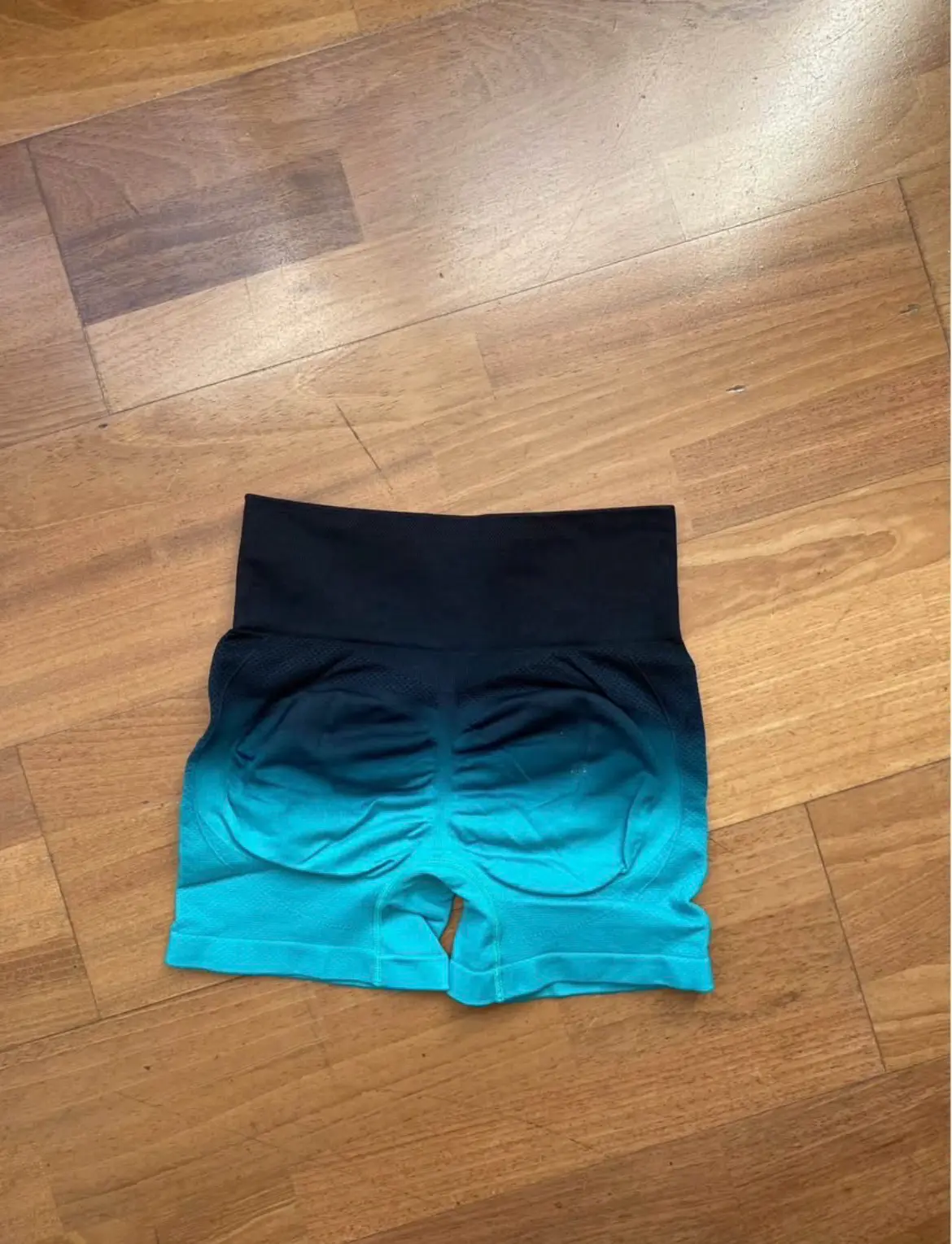 Shorts deportivos talla S - miniatura 2