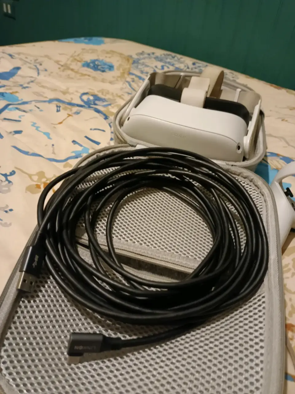 Oculus Quest 2 de 128gb - miniatura 2