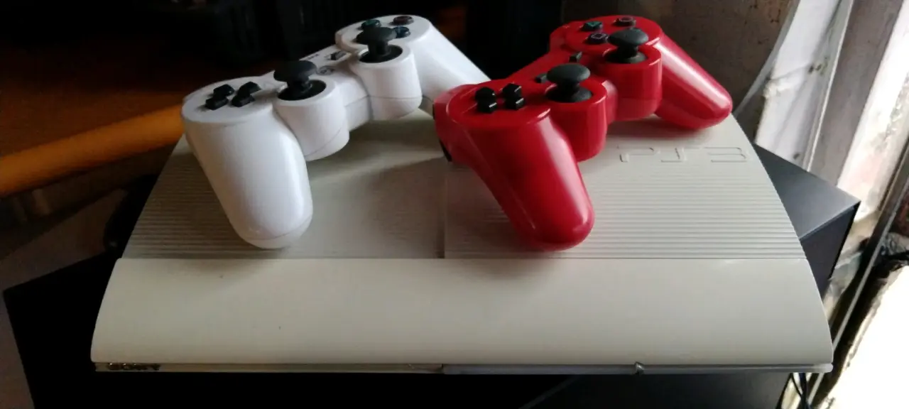🎮 PS3 Super Slim Blanca + 250GB + HEN 🎮 - miniatura 2