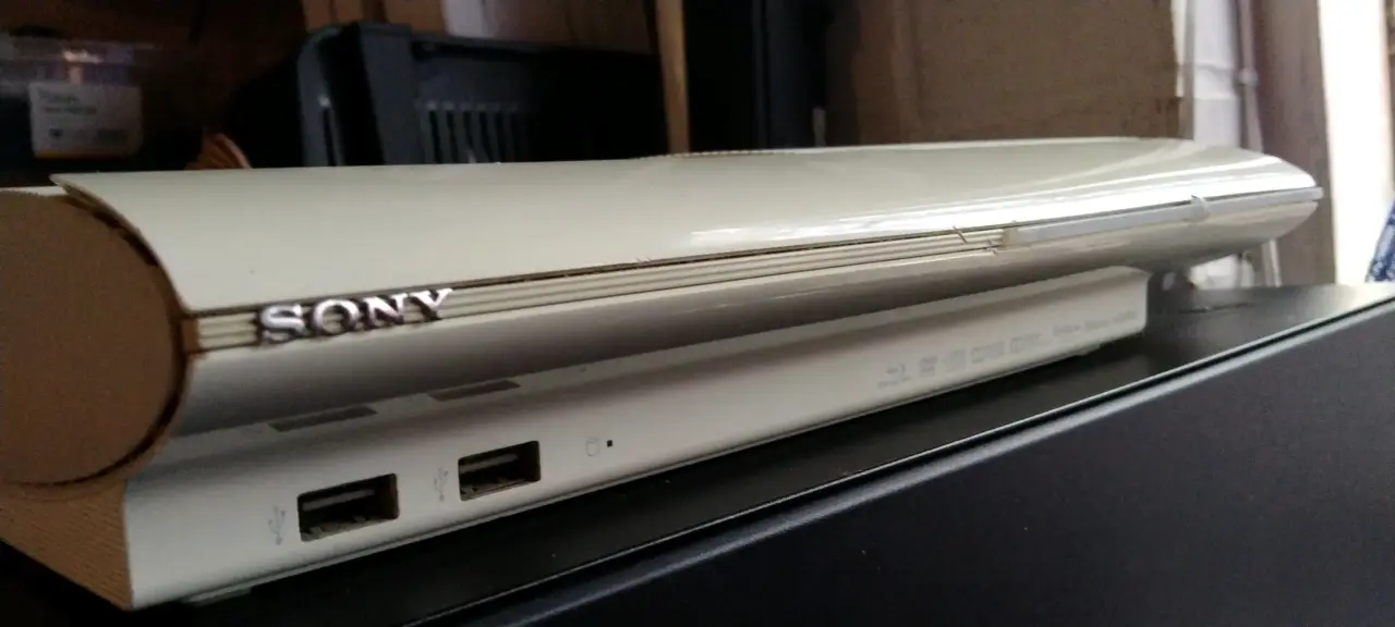 🎮 PS3 Super Slim Blanca + 250GB + HEN 🎮 - miniatura 5