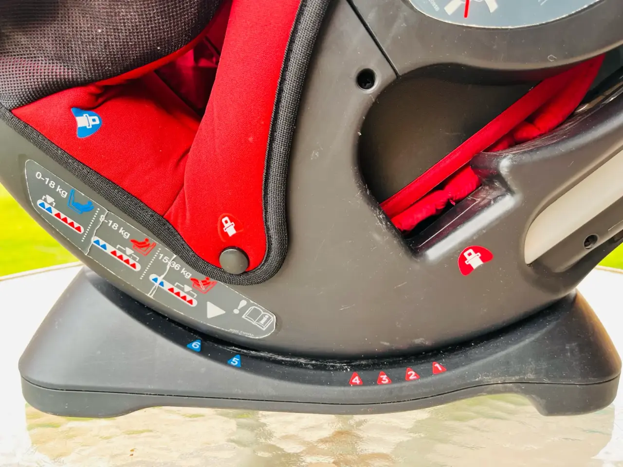 Silla de auto rojo Joie - miniatura 4