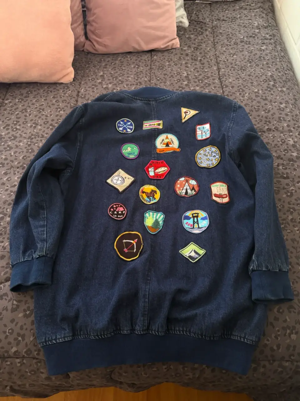 Chaqueta  mezclilla Zara bordada - miniatura 2