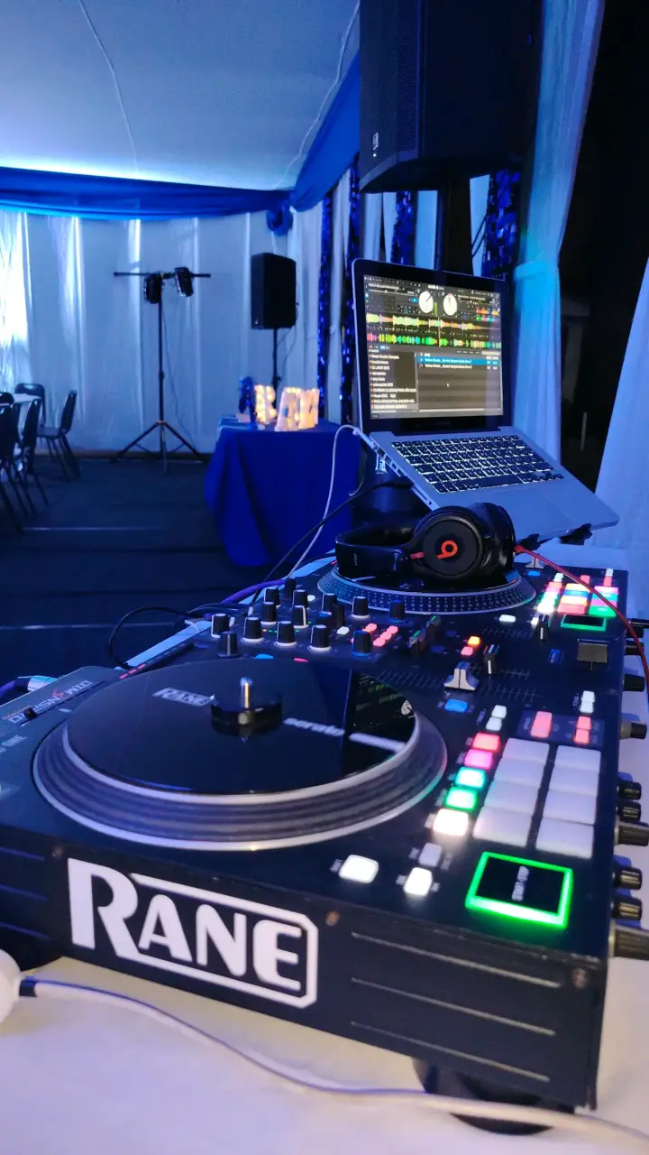 Controlador DJ Rane one - miniatura 2