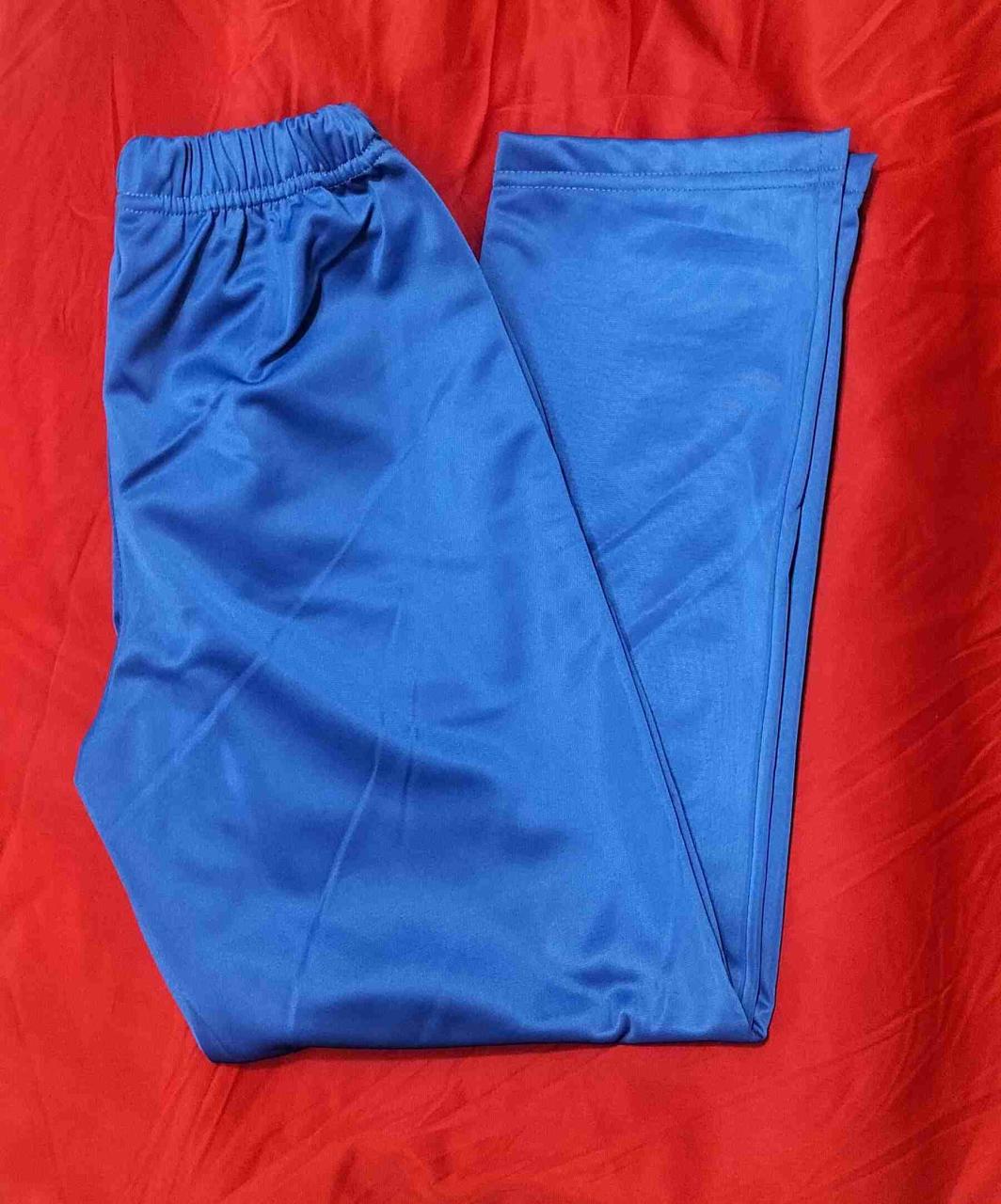 Pantalón de colegio