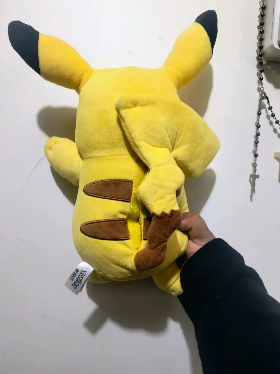 Peluche de Pikachu - miniatura 2