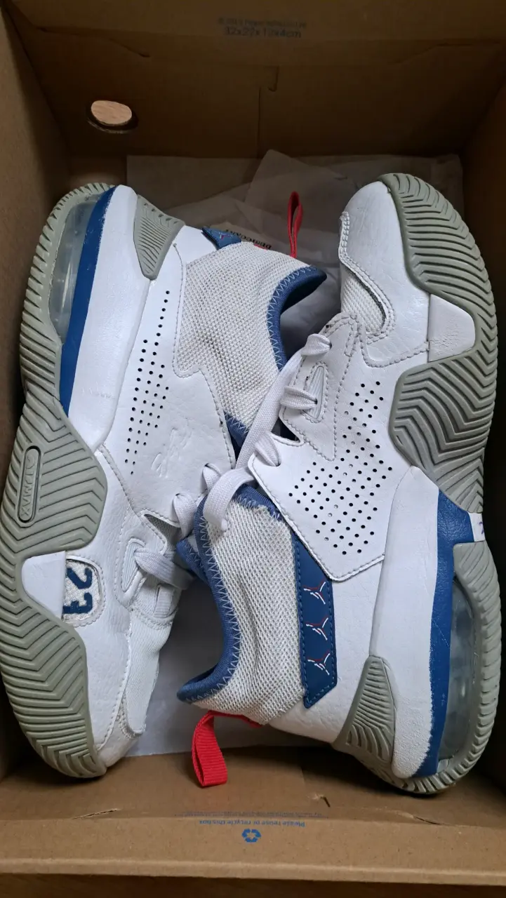 Zapatillas jordan stay loyal 2 - miniatura 1