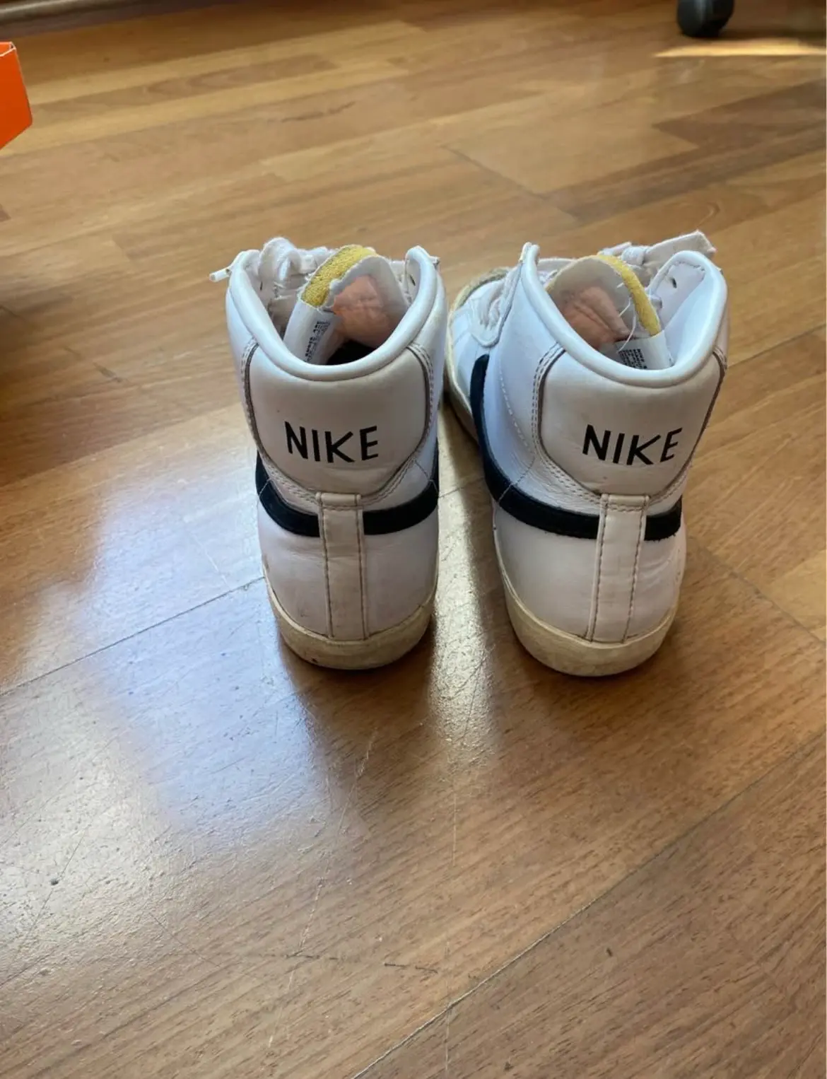 Zapatillas blancas NIKE deportivas - miniatura 3
