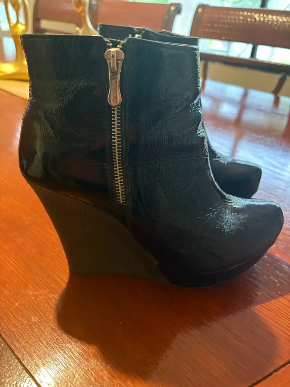 Botines negros de charol - miniatura 3
