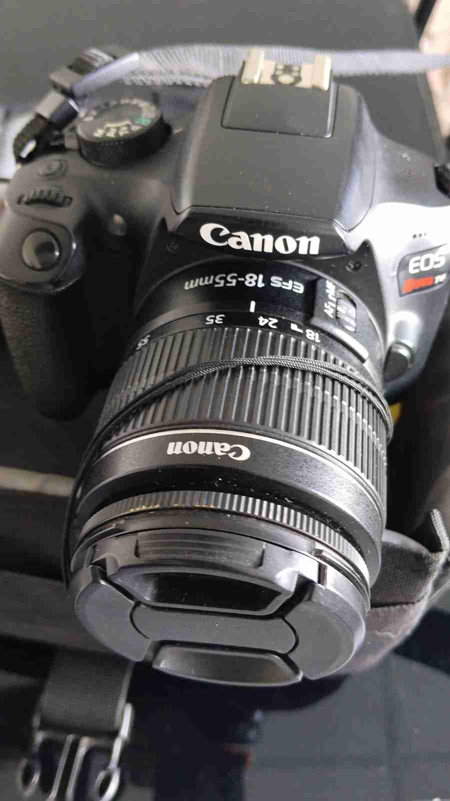 Cámara Canon EOS Rebel T6i con lente - miniatura 1