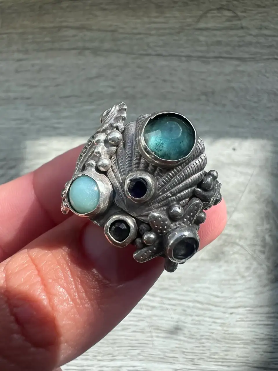 Anillo de plata con gemas - miniatura 4