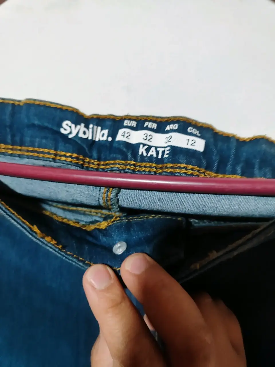 Jeans azul oscuro para mujer - miniatura 2