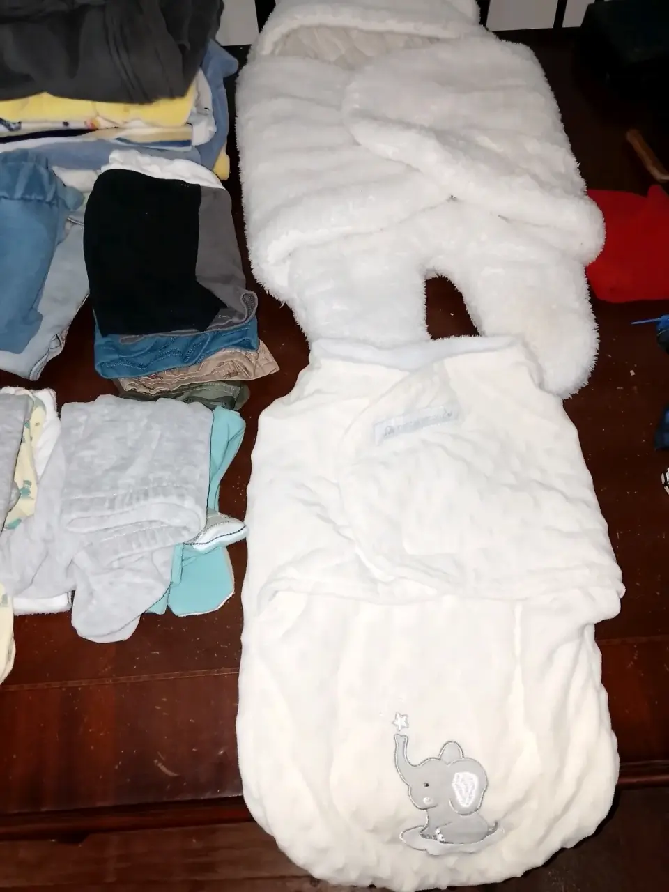 Ropa de bebé en paquete mixto - miniatura 3