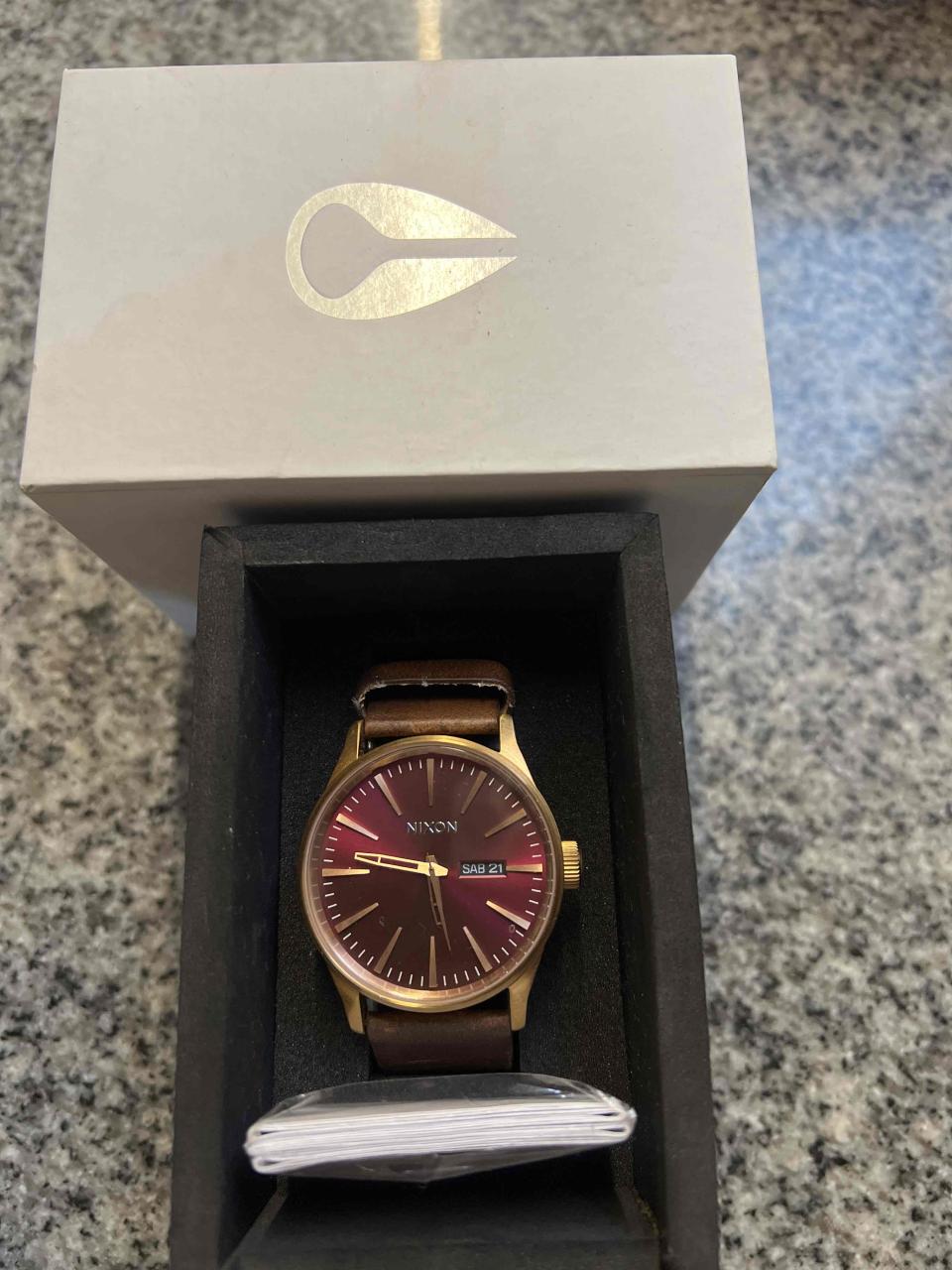 Relojes de pulsera con caja original - miniatura 2