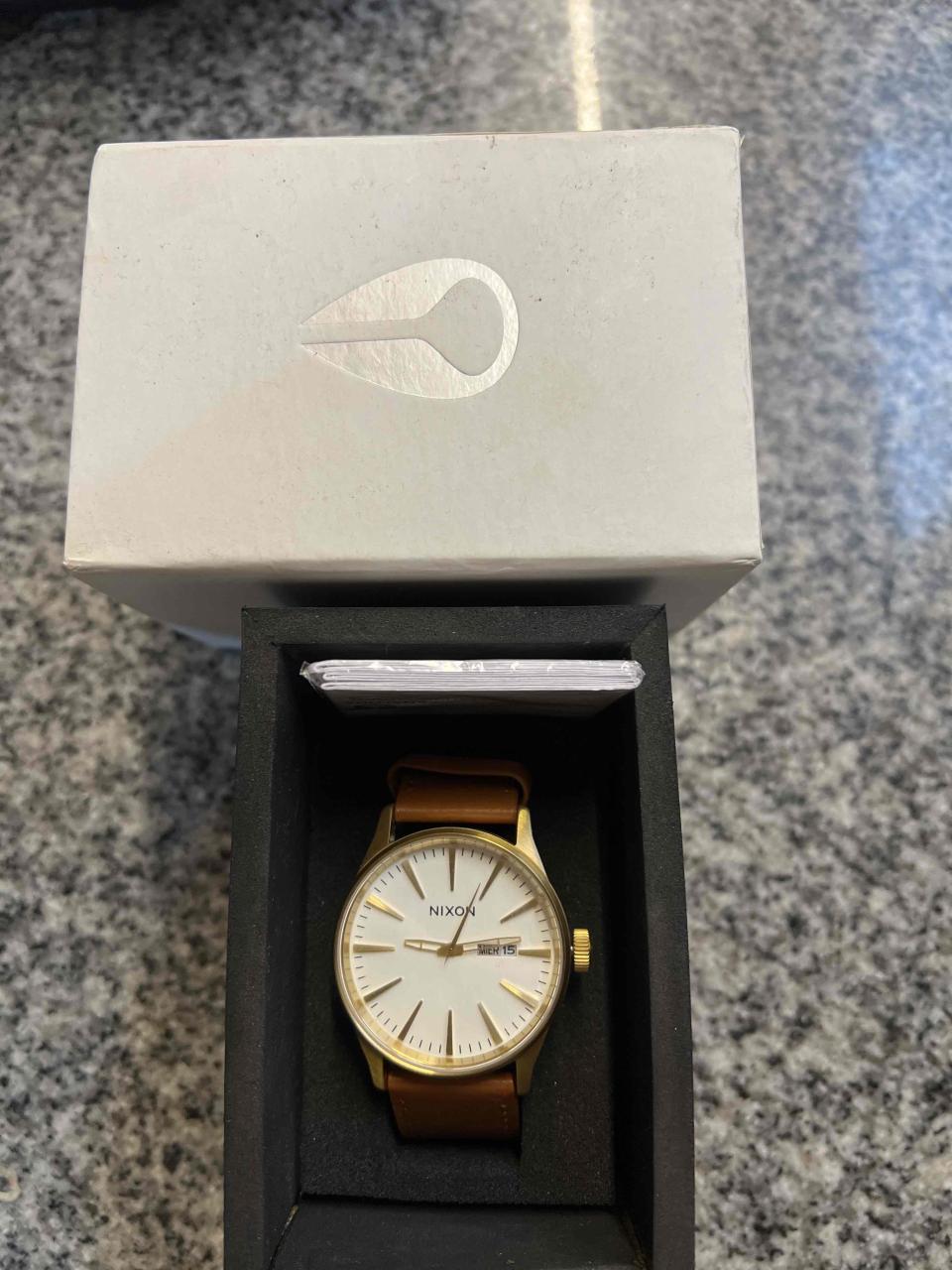 Relojes de pulsera con caja original - miniatura 4