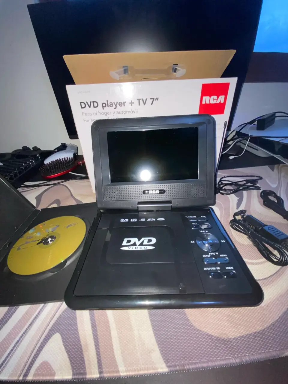 DVD player + TV RCA 7 Full accesorios! - miniatura 3