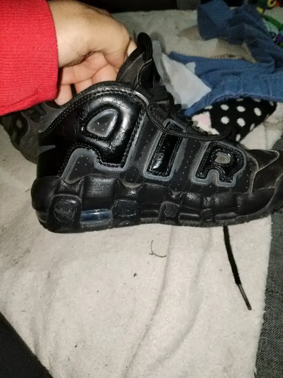 Zapatillas negras de caña alta - miniatura 1