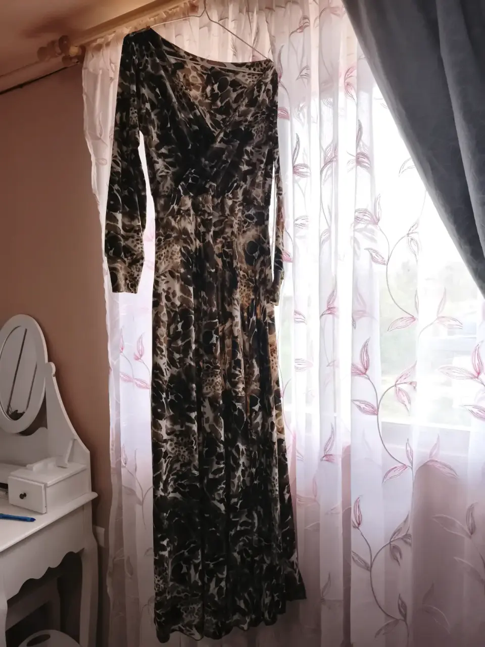 Vestido largo estampado animal print - miniatura 1