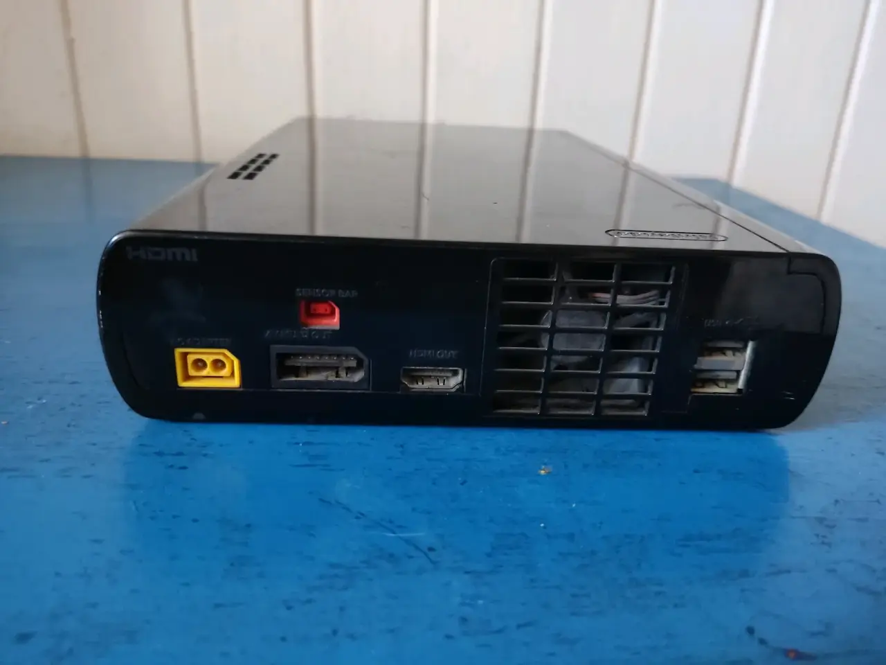 Nintendo Wii U negra - miniatura 3