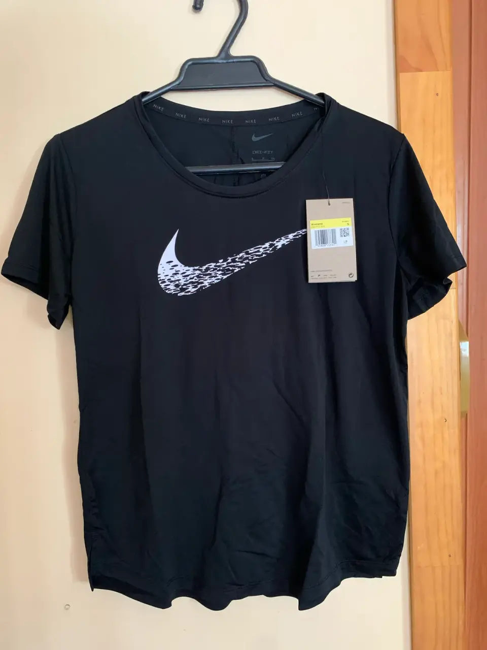 Polera deportiva negra Nike - miniatura 6