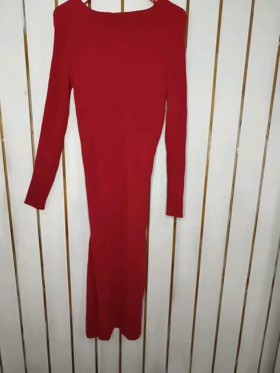 Vestido rojo largo con etiqueta - miniatura 2